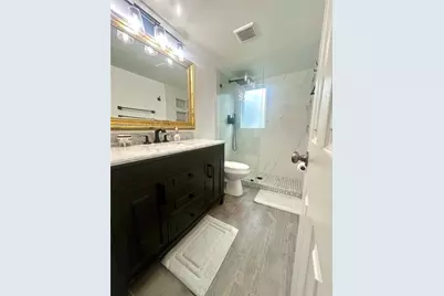 407 NW 39th Rd #407C, Gainesville, FL 32607 - Photo 8