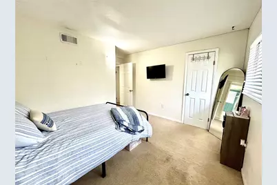 407 NW 39th Rd #407C, Gainesville, FL 32607 - Photo 14