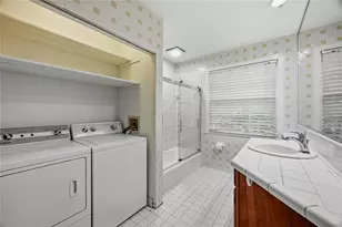 434 NW 25 St, Gainesville, FL 32607 - Photo 28