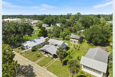 398 S Marion Avenue, Lake City, FL 32025 - Photo 6