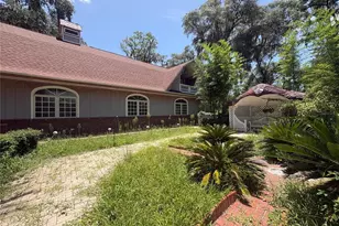 976 SW Hamlet Cir, Lake City, FL 32024 - Photo 4