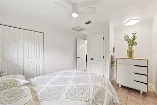747 SE 2nd Pl, Gainesville, FL 32601 - Photo 12