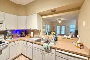 9177 SW 52nd Rd, Gainesville, FL 32608 - Photo 6