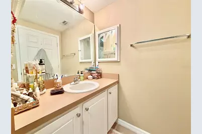 9177 SW 52nd Road #203, Gainesville, FL 32608 - Photo 12