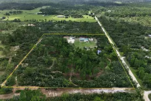 10550 SW 52nd Pl, Cedar Key, FL 32625 - Photo 2