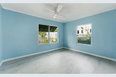 5541 Kensington Street, Sarasota, FL 34232 - Photo 10