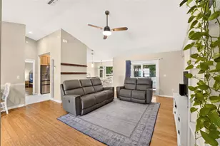 6909 SW 80th Dr, Gainesville, FL 32608 - Photo 6