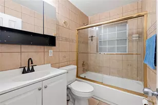 630 NW 35th Ter, Gainesville, FL 32607 - Photo 18