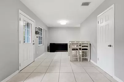 630 NW 35th Terrace, Gainesville, FL 32607 - Photo 6