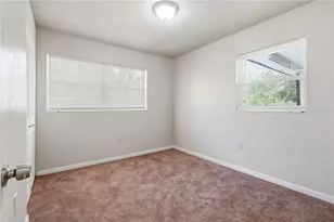 1823 NE 31st Ave, Gainesville, FL 32609 - Photo 18