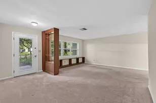 3705 NW 7th Pl, Gainesville, FL 32607 - Photo 4