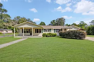 207 Senter Ave NW, Branford, FL 32008 - Photo 1