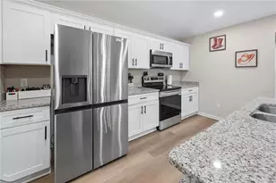 111 Breezeway Ave, Satsuma, FL 32189 - Photo 18