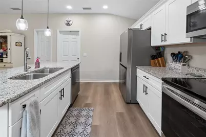 111 Breezeway Avenue, Satsuma, FL 32189 - Photo 16