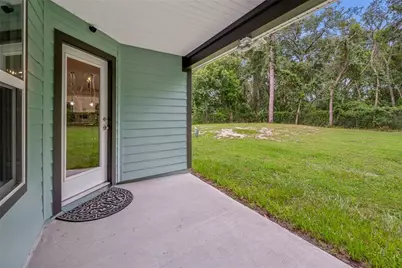 111 Breezeway Avenue, Satsuma, FL 32189 - Photo 8