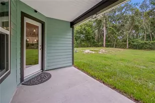 111 Breezeway Ave, Satsuma, FL 32189 - Photo 8