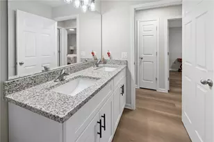 111 Breezeway Ave, Satsuma, FL 32189 - Photo 24