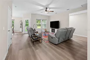 111 Breezeway Ave, Satsuma, FL 32189 - Photo 10
