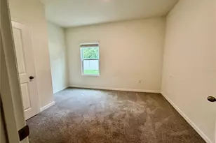 4802 SW 51st Wy, Gainesville, FL 32608 - Photo 6
