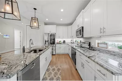 619 SW Bellflower, Lake City, FL 32024 - Photo 2