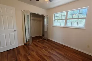 620 SW 10th Ln, Gainesville, FL 32601 - Photo 20