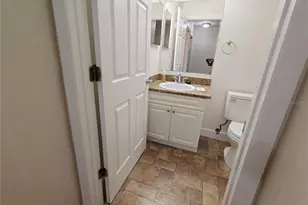 620 SW 10th Ln, Gainesville, FL 32601 - Photo 24