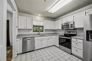 5131 NW 35th Pl, Gainesville, FL 32606 - Photo 8