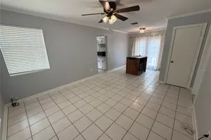 313 NW 34th Dr, Gainesville, FL 32607 - Photo 6