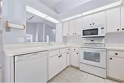 4039 NW 23rd Circle, Gainesville, FL 32605 - Photo 10