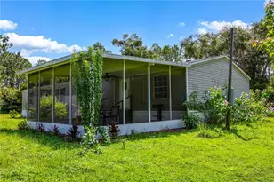 104 Everett St, Palatka, FL 32177 - Photo 4
