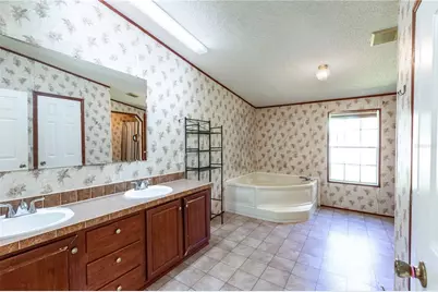 104 Everett Street, Palatka, FL 32177 - Photo 12