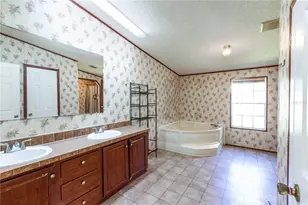 104 Everett St, Palatka, FL 32177 - Photo 12