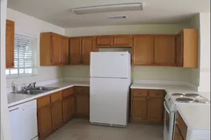 5205 SW 97th Dr, Gainesville, FL 32608 - Photo 4