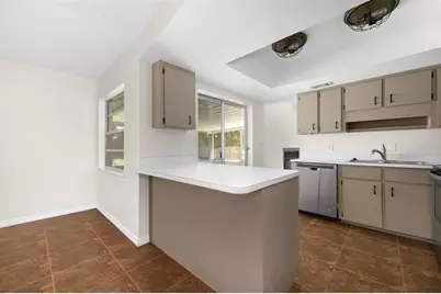 8114 SW 12th Place, Gainesville, FL 32607 - Photo 18