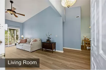 418 NW 48th Boulevard #610, Gainesville, FL 32607 - Photo 8
