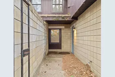 4705 SW 69th Terrace, Gainesville, FL 32608 - Photo 2