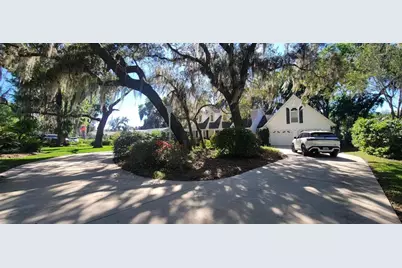 436 SE 4th Avenue, Melrose, FL 32666 - Photo 1