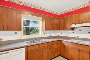 2002 NW 36th Dr, Gainesville, FL 32605 - Photo 20
