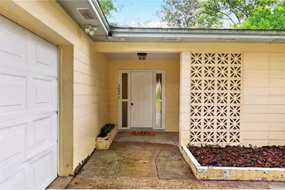 2002 NW 36th Drive, Gainesville, FL 32605 - Photo 2