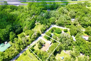13951 NE 140th St, Waldo, FL 32694 - Photo 32