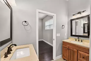 7689 SW 24 Ln, Gainesville, FL 32608 - Photo 18