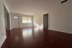 536 NE 12th Ct, Gainesville, FL 32601 - Photo 4