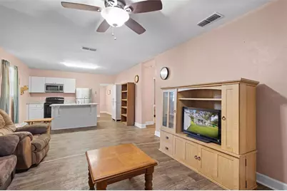 729 NW 3rd Avenue, Trenton, FL 32693 - Photo 2