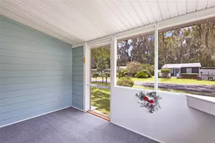 729 NW 3rd Ave, Trenton, FL 32693 - Photo 16