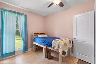 729 NW 3rd Ave, Trenton, FL 32693 - Photo 10