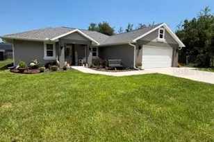 8749 SE 159th Ln, Summerfield, FL 34491 - Photo 2