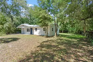 1825 SE 47 Terrace, Gainesville, FL 32641 - Photo 2