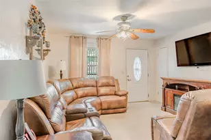 17697 NW 222nd St, High Springs, FL 32643 - Photo 8