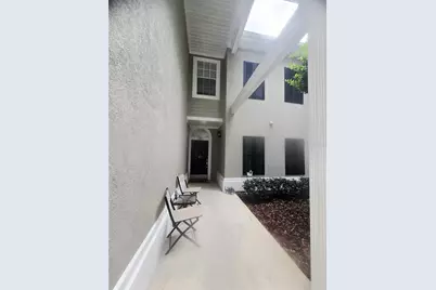10000 SW 52nd Avenue #D17, Gainesville, FL 32608 - Photo 8