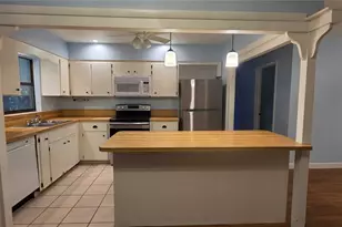 17451 Southside Ct, High Springs, FL 32643 - Photo 4